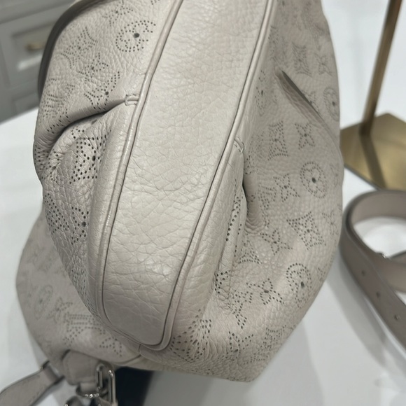 Louis Vuitton Selene Monogram PM Blanc Shoulder Bag - Picture 13 of 16